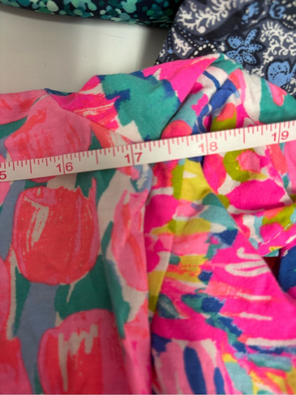 Lilly Pulitzer Ruffle Sleeve Short Sleeve Top Size Small - Picture 5 of 5